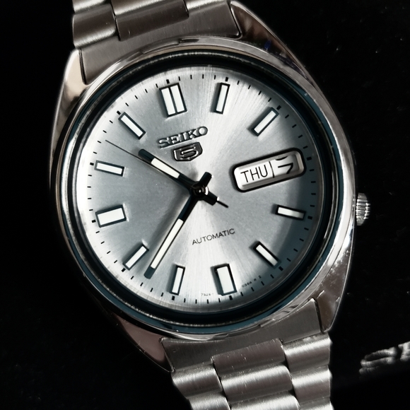 Seiko 5 Auto - Picture 1 of 5
